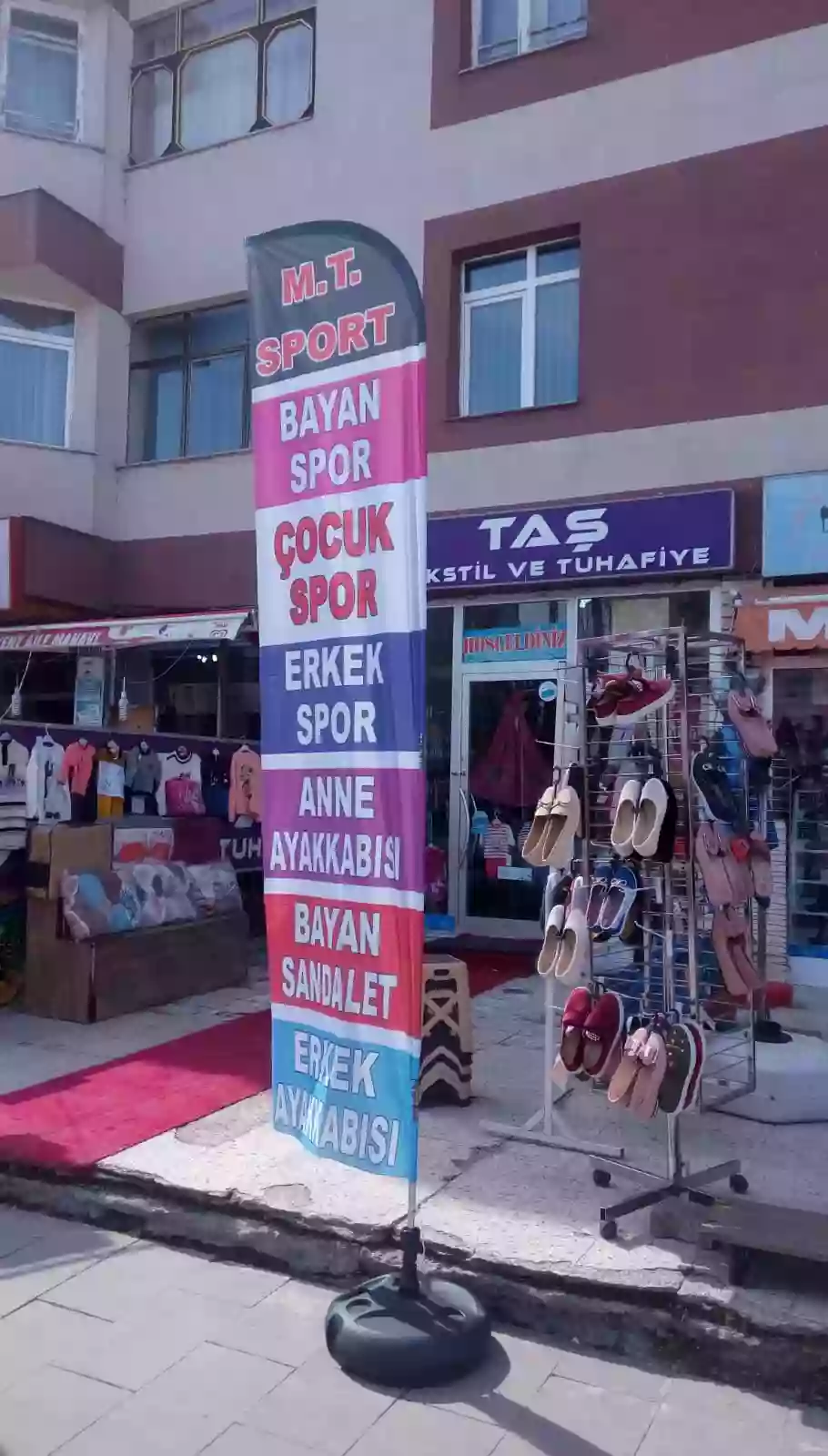 cocuk-ayakkabilari-olta-bayragi